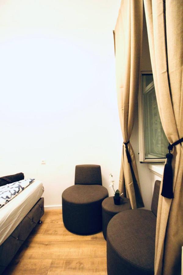 Modern Double Room Js A Wien Exterior foto